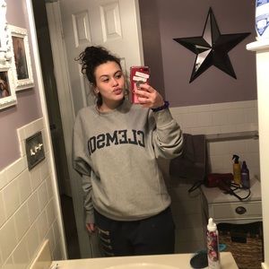 Meet your Posher, Sam